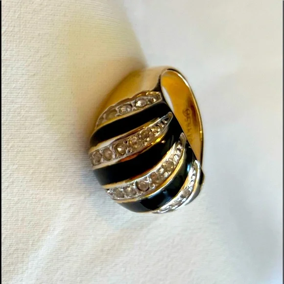 Onyx and CZ Stone Cocktail Ring - Picture 9 of 16